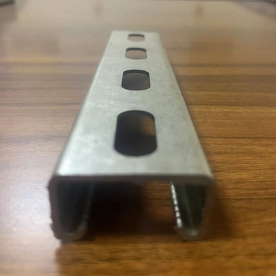 Commercial ASTM aço emoldurado galvanizado Strut Canal C Seção 100mm