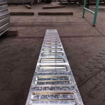 Escala de corrida de aço galvanizado a quente 100 mm personalizada