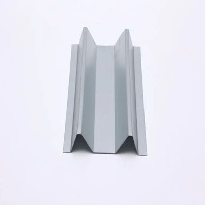 3300mm PV Solar Montagem Canal trilhos Roof Drainage Trench ODM
